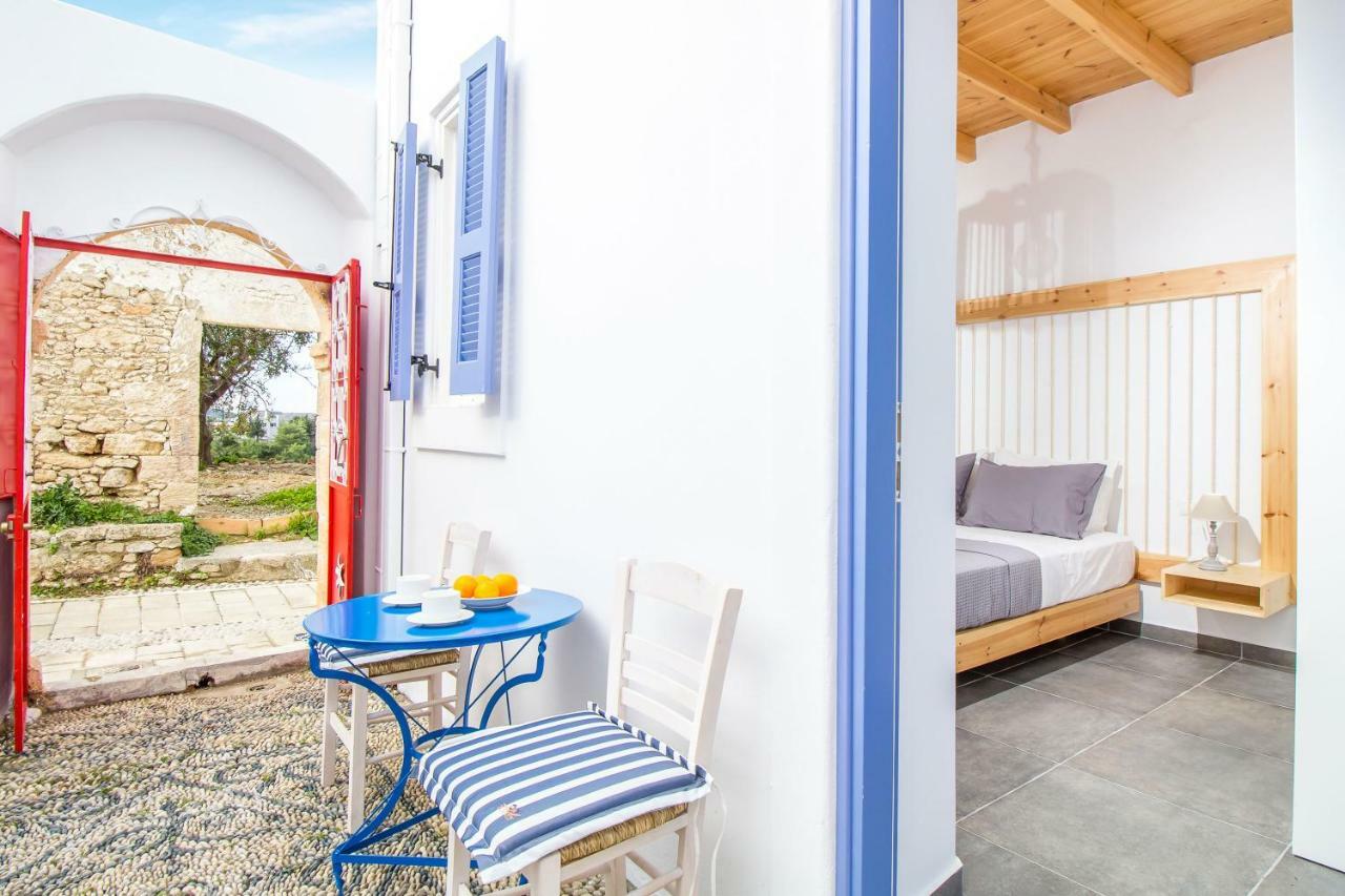 The Red Door In Koskinou Vakantiehuis